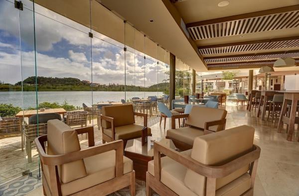 Royalton Antigua Resort and Spa - Scoops Gelato and Caffe Lounge